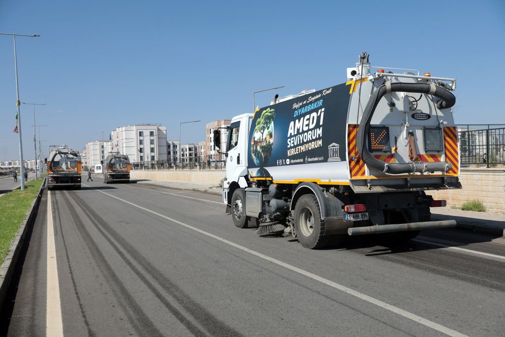 Kent genelinde kış öncesi temizlik hazırlığı